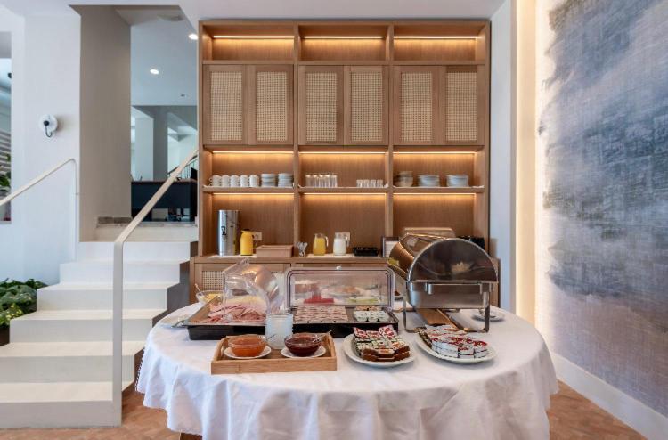 Hotell Frini Khania